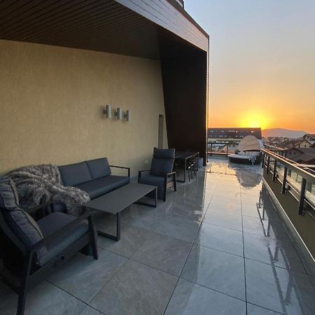 Art'Penthouse Aparthotel Brasov Bagian luar foto